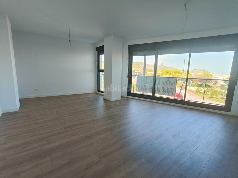 Foto 071bb14e-f984-4273-9d6b-00c3469faf01. Pis a avinguda de valència 74 a Corea Gandia