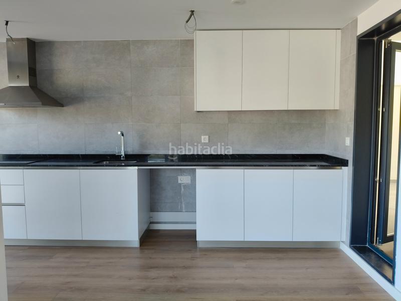 Foto 2799404a-90bd-40ae-b567-71ff15b838cc. Pis a avinguda de valència 74 a Corea Gandia