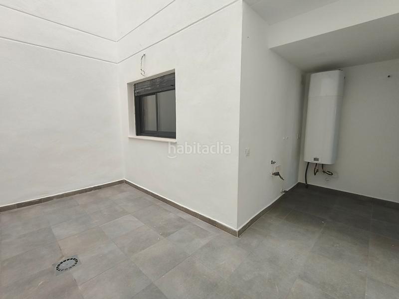 Foto 4f351804-3207-4893-a084-19fd7e4f0354. Pis a avinguda de valència 74 a Corea Gandia