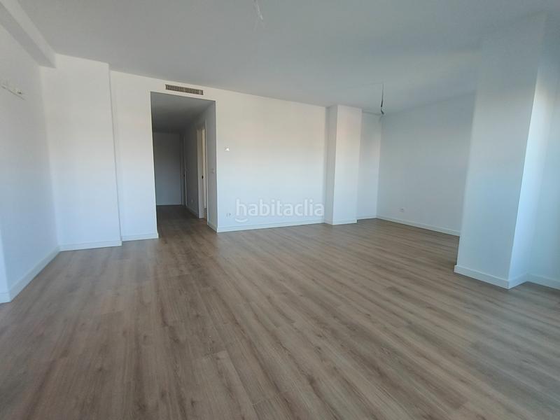 Foto 9703be57-777b-4ee2-9475-a087a65f2dbf. Pis a avinguda de valència 74 a Corea Gandia