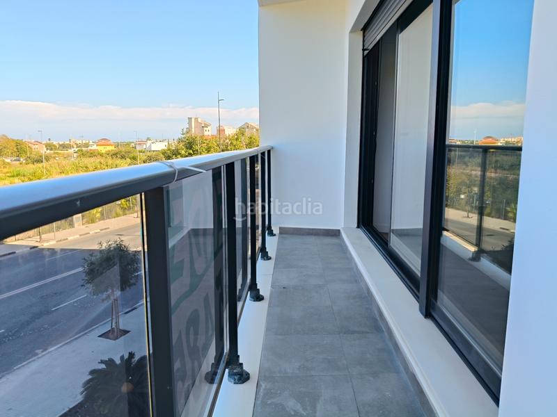 Foto b221566e-1314-4007-9b80-e90bc34b751f. Pis a avinguda de valència 74 a Corea Gandia