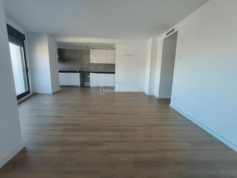 Foto d1429cfb-6b2a-4941-b075-f3097c7f6d7a. Pis a avinguda de valència 74 a Corea Gandia