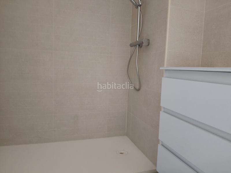 Foto 0ca776c1-f867-4077-a03a-ab77991fc219. Pis a avinguda de valència 74 a Corea Gandia