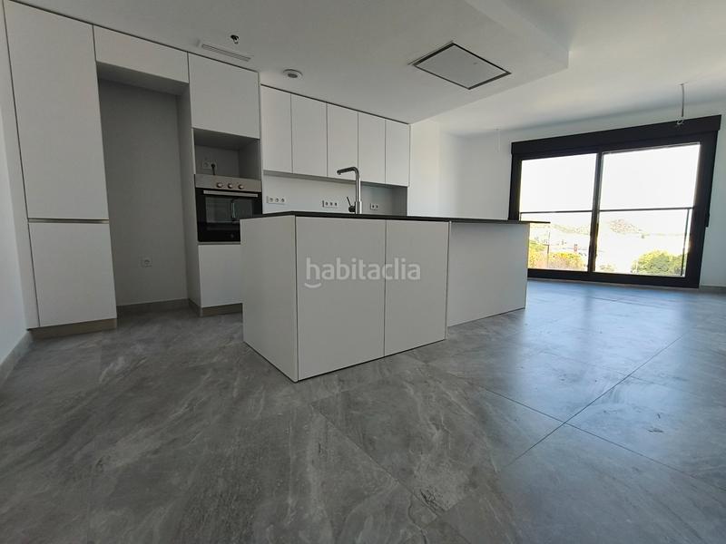 Foto 9366cbd2-36a7-49c6-8ac2-263eb03b8c90. Pis a avinguda de valència 74 a Corea Gandia