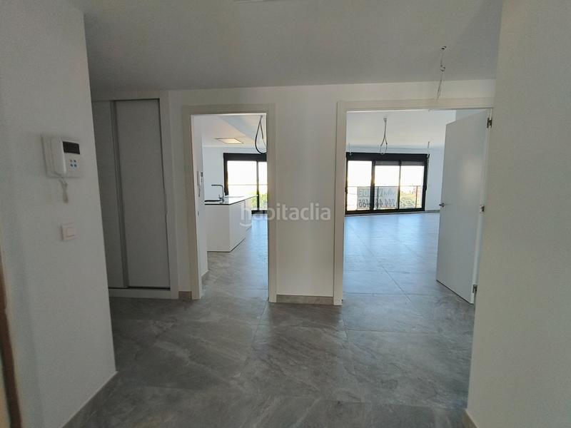 Foto c99fafa7-3017-4534-a357-7ff4311bcd1e. Pis a avinguda de valència 74 a Corea Gandia