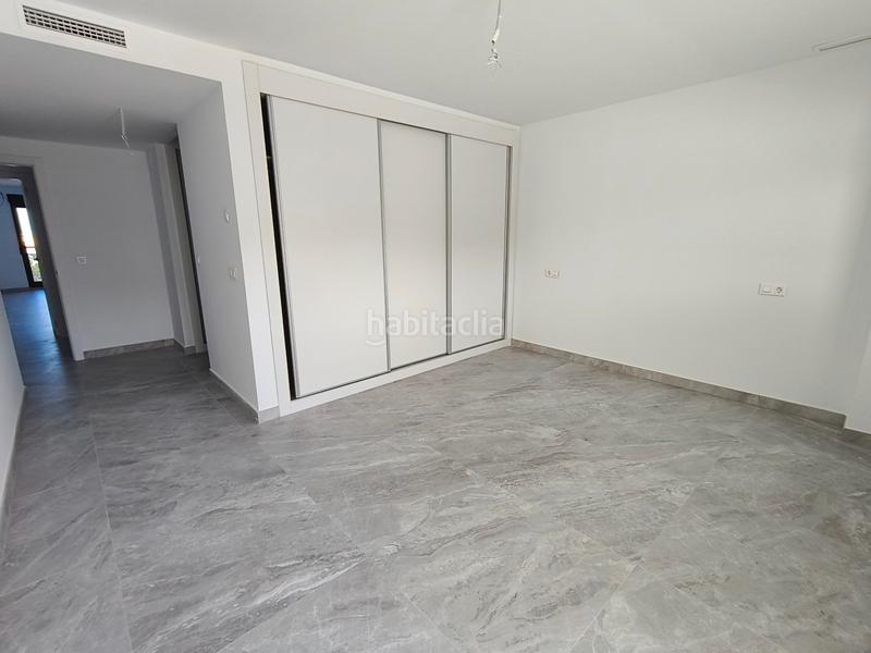 Foto e32f7550-8e48-4127-99ed-e3b11ed7f067. Pis a avinguda de valència 74 a Corea Gandia