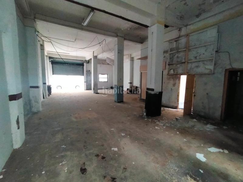 Foto 54cf1aaa-7456-4d16-b0f4-bc03441a9d24. Local commercial dans carrer abat solà 32 dans Plaza Elíptica - República Argentina Gandia