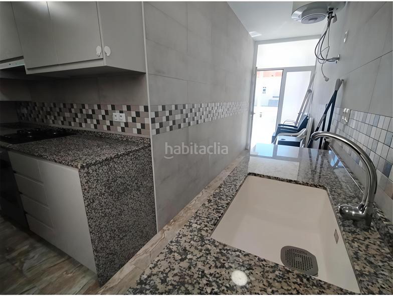 Foto 443118ca-3426-4cf9-ba1d-9ba5a8e592cd. Apartament amb aparcament a Playa de Gandía Gandia
