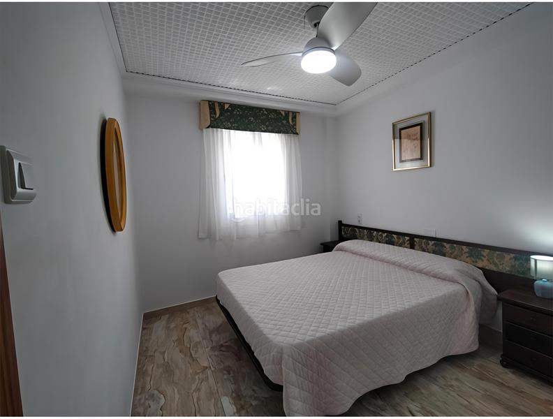 Foto 6011efbe-c431-4b0c-84cb-5379f4e753a2. Apartament amb aparcament a Playa de Gandía Gandia