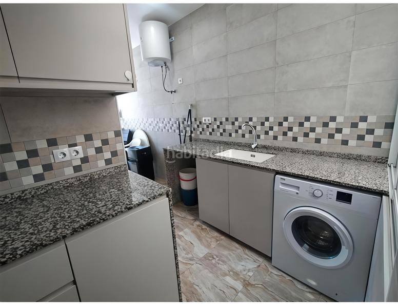 Foto c200d81e-221a-481b-ae00-dee586927011. Apartament amb aparcament a Playa de Gandía Gandia