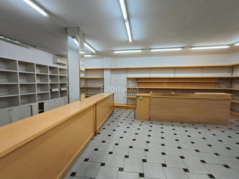 Foto 99e80975-3a15-4d76-abe3-b85f953ee558. Alquiler local comercial en carrer major 20 ref_a231. alquiler local centro en Gandia