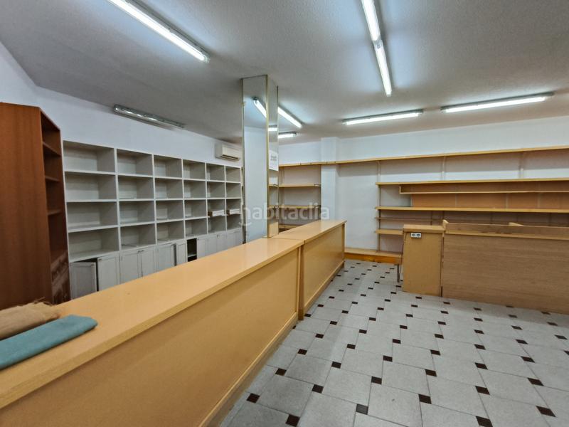 Foto c9000bbf-8a8c-4e61-b067-6a68d80fe2f3. Alquiler local comercial en carrer major 20 ref_a231. alquiler local centro en Gandia