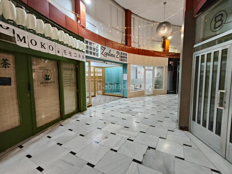 Foto 94a0557c-e327-47b6-a996-f913438ce235. Location local commercial dans carrer major 20 dans Gandia