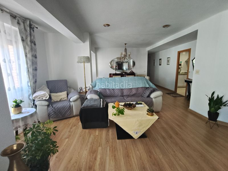 Foto a8e45a83-7a4f-43ed-beac-114ca89d7d1f. Pis a Benipeixcar - El Raval Gandia