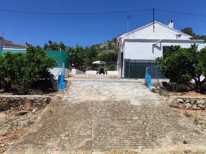 Foto b690c70e-f1aa-4569-8094-ff49ef1e5fd3. Masia a barri pla de corrals 211 a Simat de la Valldigna