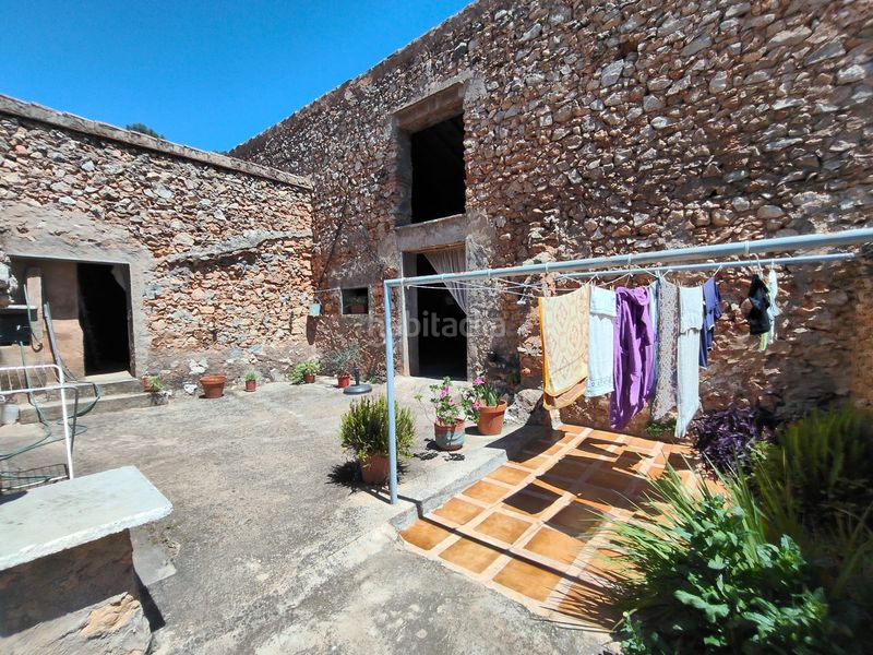 Foto dc34d02d-9380-4937-ab26-a01958101bd1. Masia a barri pla de corrals 211 a Simat de la Valldigna