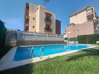 Appartamento in Carrer dels furs 56. Ref_v381. magnifico piso- garaje - trastero y piscina en gandia