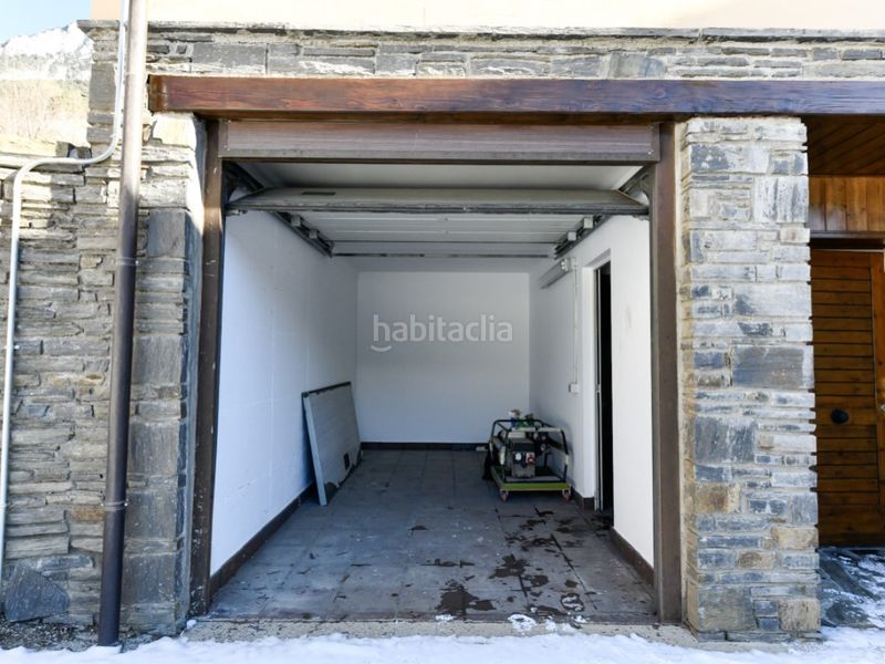 Foto d11d414c-f0bb-4ba5-a8fc-d2e84ad3db64. Casa amb aparcament a Arres