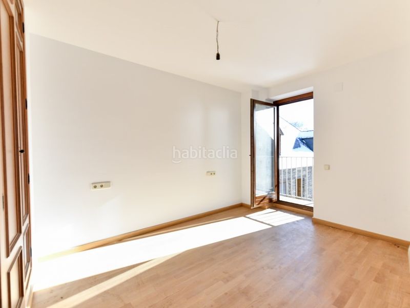 Foto d75130fb-26b2-41f0-aba6-788392684396. Casa amb aparcament a Arres