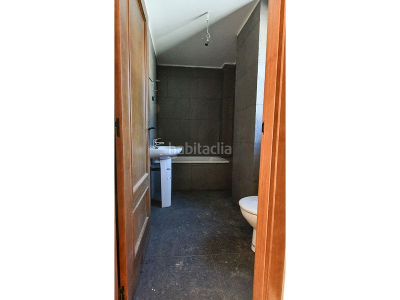 Foto fe01d2b7-28a8-4b93-b9d9-f89b9937317c. Casa amb aparcament a Arres