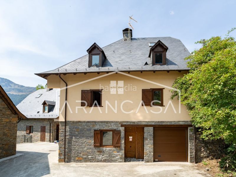 Foto 90f78c9d-fbc5-4585-839d-ce2b171eee6d. Casa a Arres