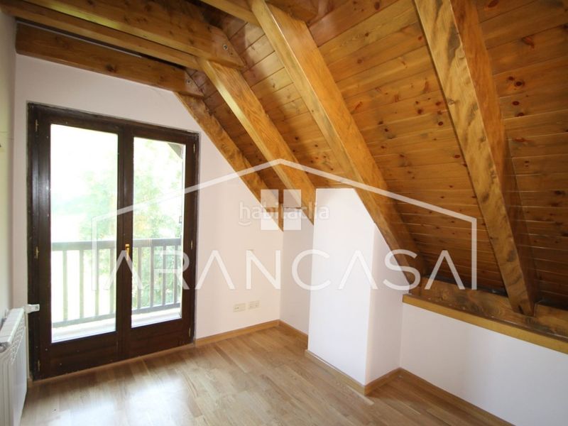 Foto 8bd4de2d-d0be-4de0-b962-a5866e3bcc07. Apartament amb aparcament a Betren Vielha e Mijaran