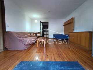 Appartement  Avenida pas d'arro. Estudio con terraza en centro de vielha