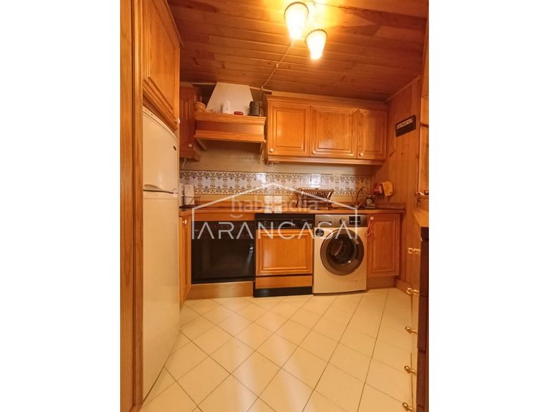 Foto 29fe4002-414b-4179-9870-edc5902e87e8. Apartamento  en edificio aiguarreta en Vielha e Mijaran