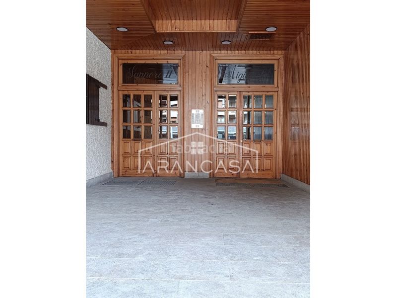 Foto 7516d7f9-09e2-44a0-8dbe-d8941c94f521. Apartamento  en edificio aiguarreta en Vielha e Mijaran