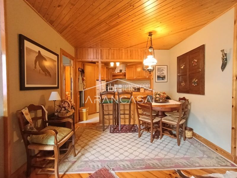 Foto ef94b1d9-c1b9-45a5-a1b0-6bc160e63ce5. Apartamento  en edificio aiguarreta en Vielha e Mijaran