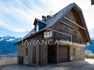 House  Calle irissa. Casa unifamiliar 7 en arres