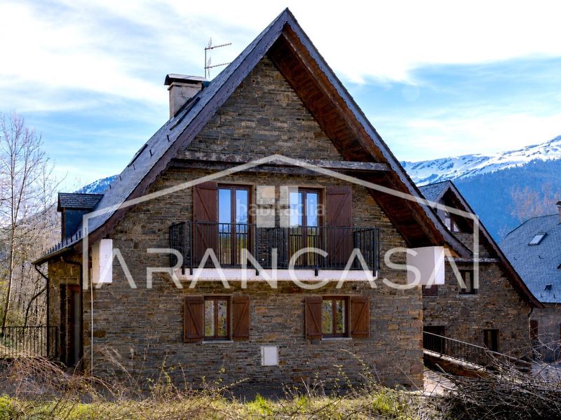 Foto ddac4f89-84e9-41d5-a47e-6c88e0131b0d. Casa a Arres