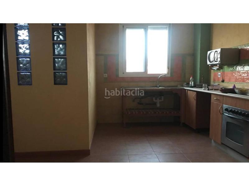 Foto 1648017f-4a11-4464-973d-6c0035ad3eb6. Affitto attico in Morón de la Frontera