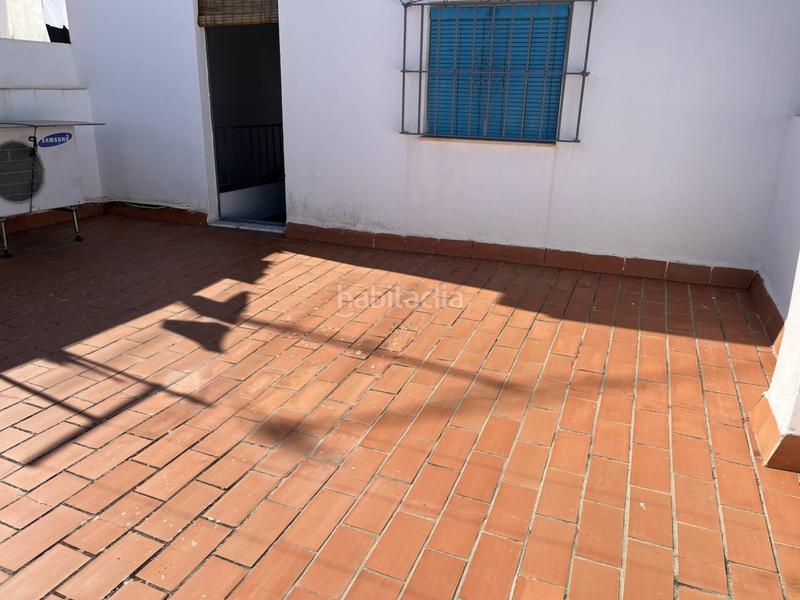 Foto 40f22b02-1ed5-490a-8779-2f617f081024. Casa amb aparcament a Morón de la Frontera