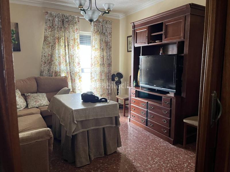 Foto 9469410b-6820-4517-b563-9b61ddeb2ab8. Casa amb aparcament a Morón de la Frontera