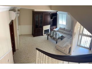 Casa en Mor�n de la Frontera. Casa en venta en calle marchena