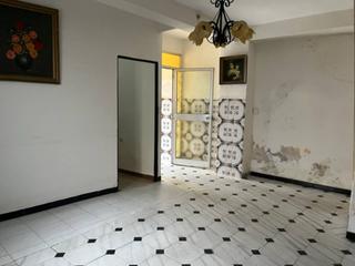 Maison à Morón de la Frontera. Casa de dos plantas proximo al centro