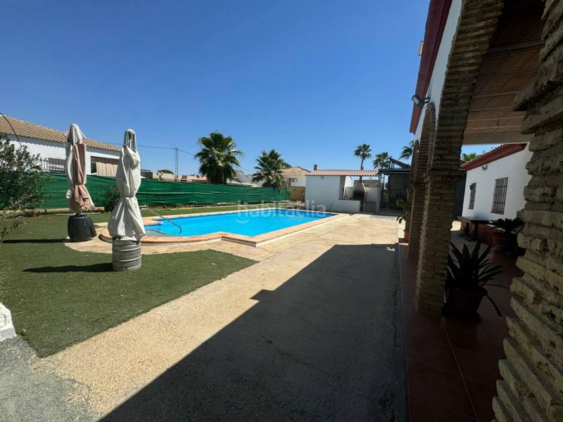 Foto c73f5ba9-ee33-46ca-baed-aaa9d8cf1604. Mas avec parking piscine dans Morón de la Frontera