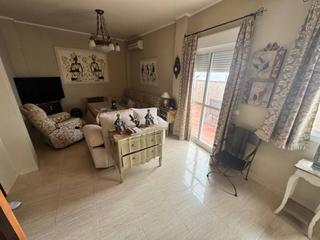 Maison à Morón de la Frontera. Casa en pleno centro con covhera propia