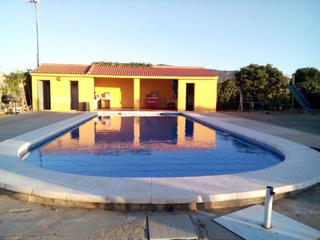 Mas à Morón de la Frontera. Chalet rústico en venta en morón de la frontera
