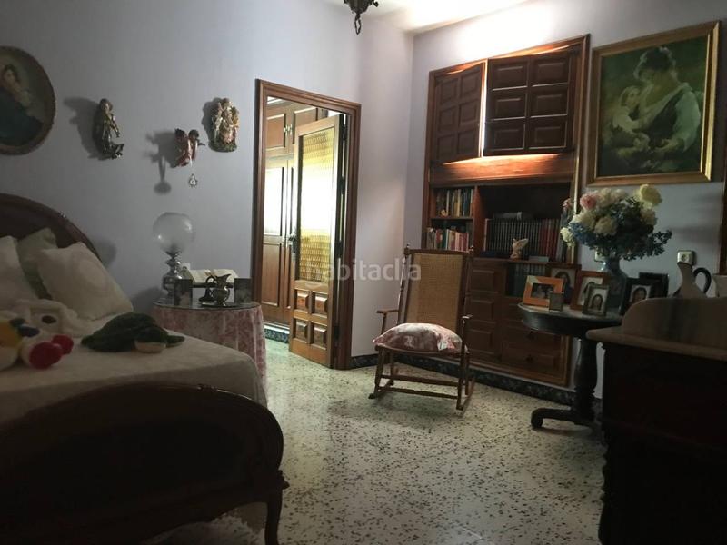 Foto 8928a9a7-d2e4-41f0-b36f-a887846d4b85. Casa amb aparcament a Morón de la Frontera