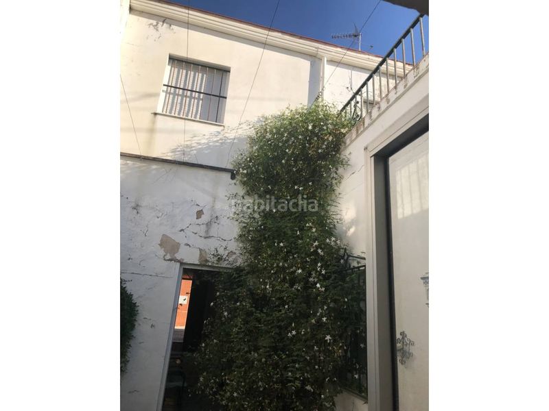 Foto c0d40cb8-23e5-45ce-805d-f3e9fd255943. Casa a Morón de la Frontera