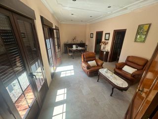 Lloguer Pis a Morón de la Frontera. Piso amplio, con azotea propia en la zona de san francisco, junt