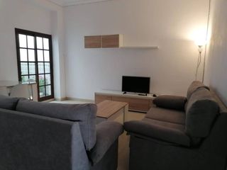 Location Appartement à Morón de la Frontera. Piso en planta baja incluye agua e internet en el precio