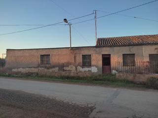 Masia en La Aljorra. Oprtunidad en el palmero! vivienda con gran potencial!