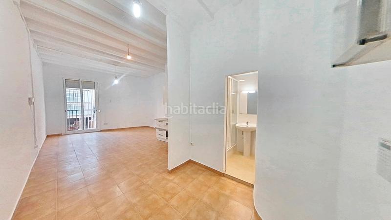 Foto 1b2dc98d-a147-4087-be72-bbf88a990d6b. Estudio en Raval Barcelona