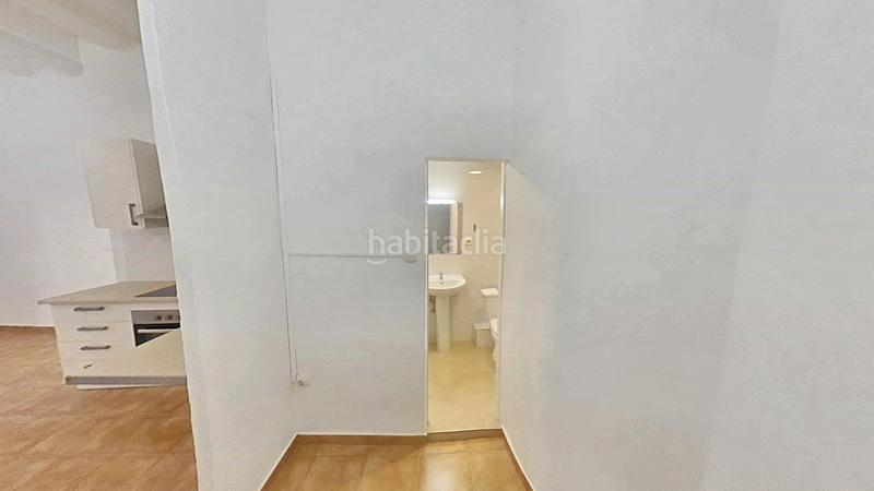 Foto 4fe47810-bc2b-4845-8815-284681f1b1cc. Estudio en Raval Barcelona