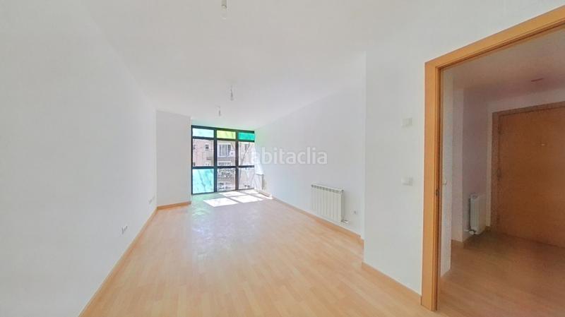 Foto 650441c7-355d-44f5-9c19-43786d9441e8. Dúplex en Pont Major - Pedret - Campdorà Girona