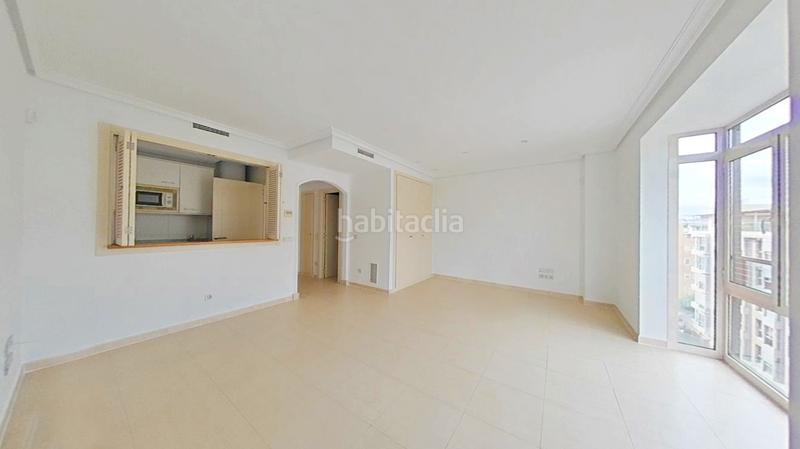 Foto e5169a3f-70fa-4ddd-8a1f-8eaeeba64362. Estudio en Legazpi Madrid