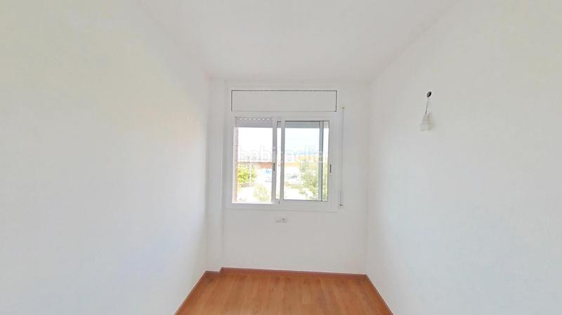 Foto a17e00f3-50da-4056-9a49-f59b99a8f973. Pis a Xúquer Terrassa